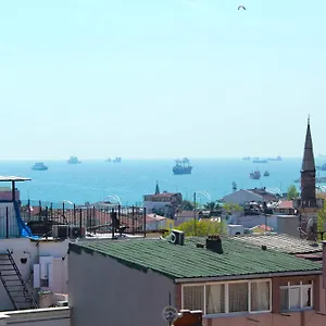 The Lola Estambul